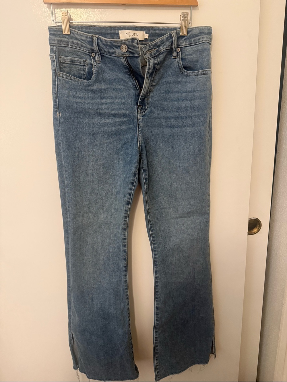 Hidden Cropped Flare Jeans in Light Blue Denim